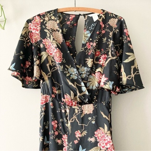 H&M Jumpsuit Black Botanical Floral Bird Chinoiserie Flutter Sleeve 0 - Picture 2 of 5